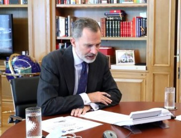 Felipe VI agradece al cretense Omella la labor social de la Iglesia durante la pandemia