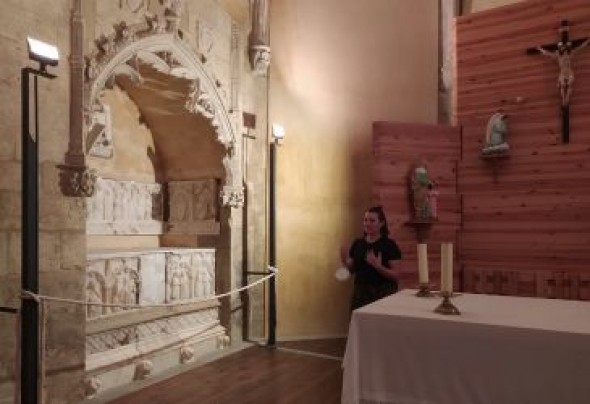 Cantavieja tiene uno de los dos sepulcros góticos de alabastro que hay en Aragón