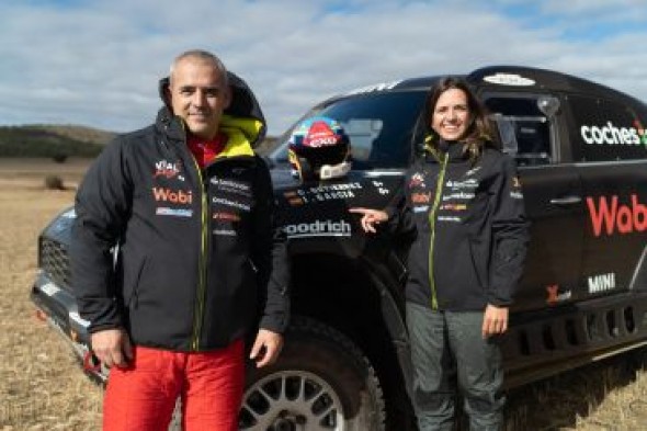 Cristina Gutiérrez, primera española en completar un Dakar en coches, se estrena al volante del Mini en Masía Pelarda