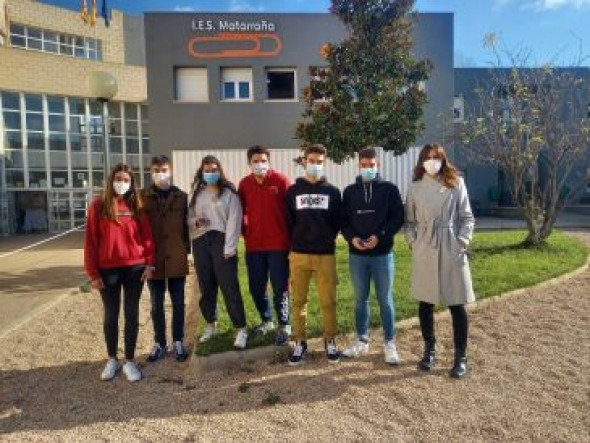 Una investigación de estudiantes del IES Matarraña confirma que en aulas sin ventilar hay más contagios de Covid