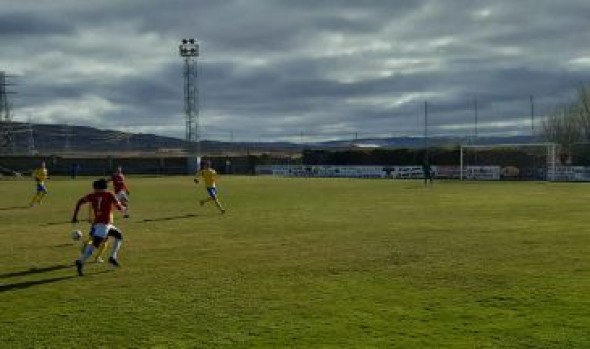 Un gol antes del descanso acaba con la buena racha del Calamocha CF