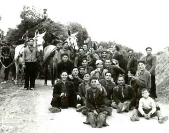 Castelnou Vive se propone crear un archivo online de su patrimonio tradicional