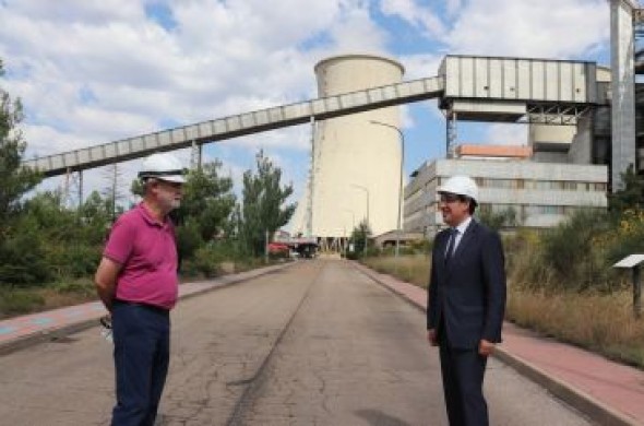 Endesa no contempla en ningún caso preservar la chimenea de la central térmica de Andorra