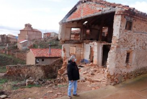 Nueros, un barrio rural de Calamocha que tiene la mitad de las casas en ruinas