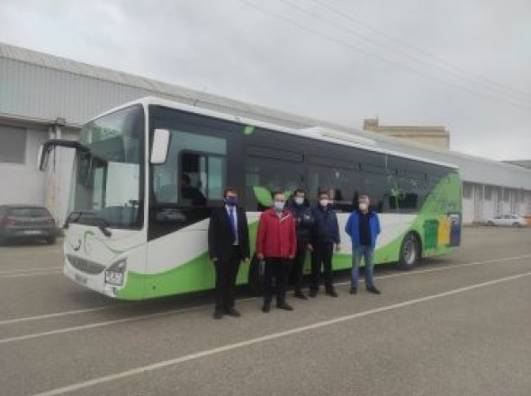 Entran en funcionamiento dos nuevos autobuses urbanos en Alcañiz