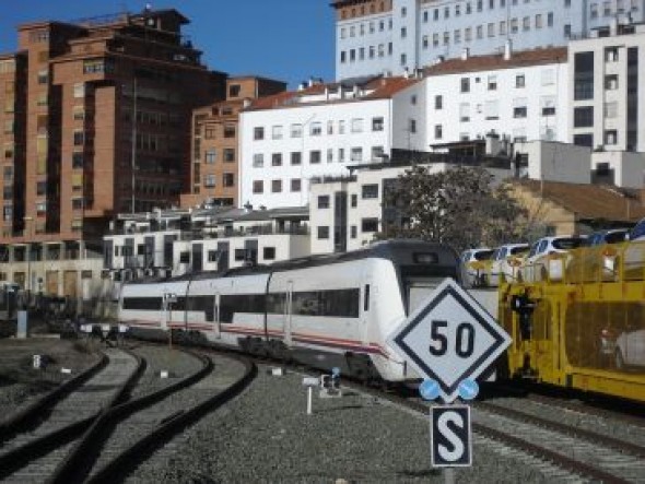 El ferrocarril de Teruel se enfrenta ahora al reto de agilizar los plazos de ejecución