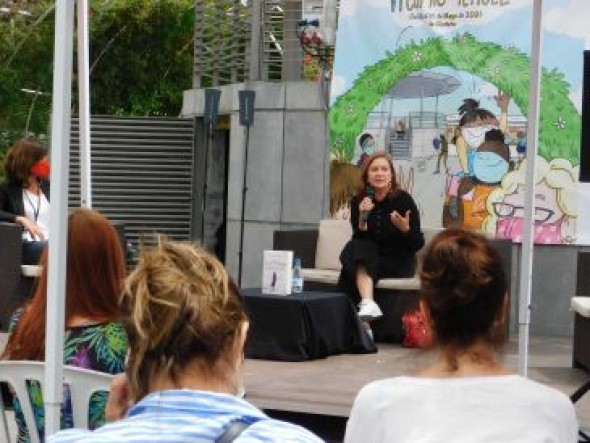 Feria del Libro: detectives, gigantes, espías y princesas enjauladas se encuentran en La Glorieta