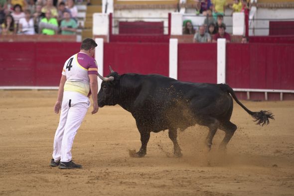 Aplazan al 26 y 27 de junio los espectáculos de recortes en Teruel tras negar la DGA un aforo del 50%