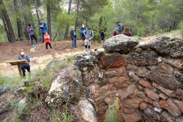 Cañada de Verich celebra el Día del Medio Ambiente entre caleras