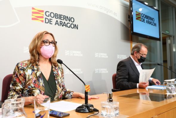 La consejera de Presidencia, Mayte Pérez, garantiza el mantenimiento de los actuales servicios de tren