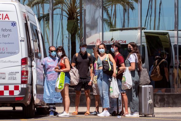 Los viajes de fin de curso a Mallorca siguen proporcionando un goteo de nuevos positivos