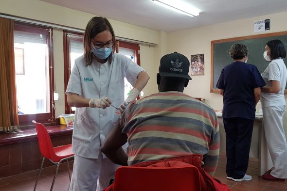 Los sectores de Teruel y Alcañiz recibirán esta semana más de 12.000 dosis de vacunas