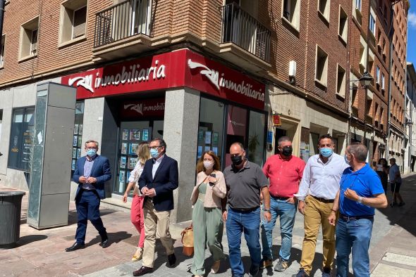 Beamonte (PP) acusa al Gobierno aragonés de falta de planificación en la gestión de la pandemia