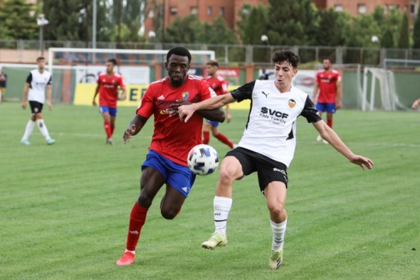 El CD Teruel suma su tercer empate de pretemporada contra un rival de categoría superior, el Valencia Mestalla