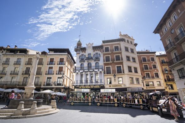 El tren turístico de Teruel, una manera diferente de descubrir los encantos de la capital