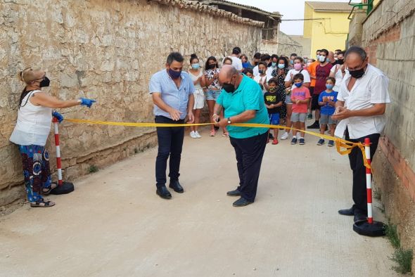 Jatiel estrena un parque social acometido con fondos del Plan de Obras y Servicios de la Diputación de Teruel