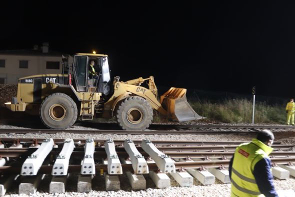 Adif adjudica otro contrato para que puedan circular  trenes de 750 metros de largo