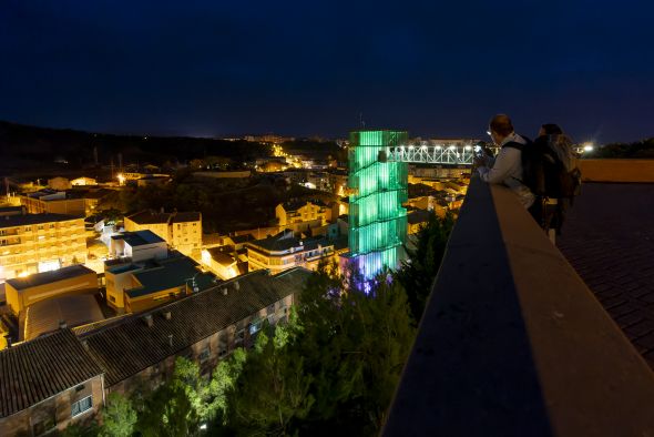 Diez años conectando San Julián: el barrio de la capital celebró el aniversario del ascensor