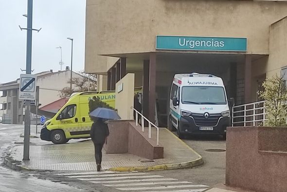 La DGA baraja que médicos internistas de otros hospitales echen una mano para mantener la hospitalización domiciliaria