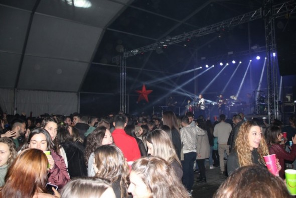 Los peñistas de Teruel vuelven a disfrutar la fiesta con la incógnita de la Vaquilla del próximo año