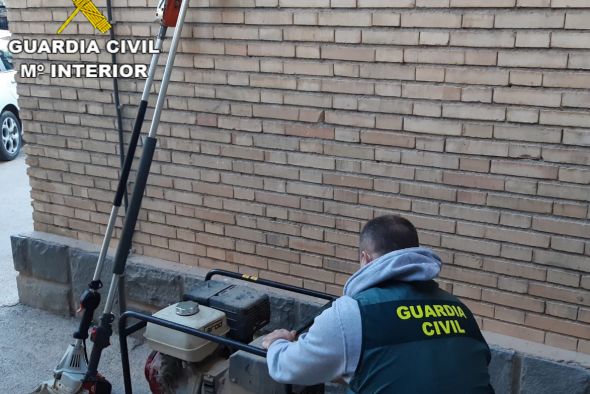 La Guardia Civil detiene a dos personas como presuntas autoras de varios por delitos de robo y receptación en Alcañiz y Calanda