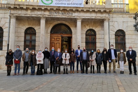 La AECC y las instituciones respaldan en el Día Mundial contra el Cáncer la mejor atención para todos los enfermos