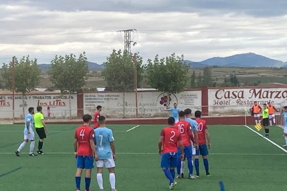 El Cariñena visita a un Calamocha herido que necesita los puntos