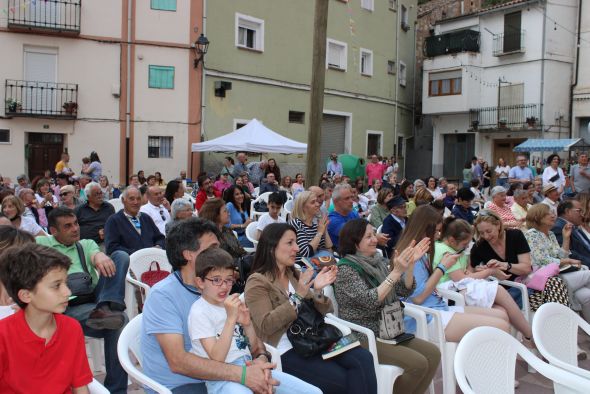 Sonsoles Ónega asegura en Libros que los alcaldes de pueblo “ennoblecen la política”