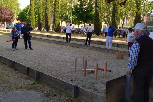 Escolares de Albarracín y de Aranda de Duero, hermanados por el Juego de la Oca