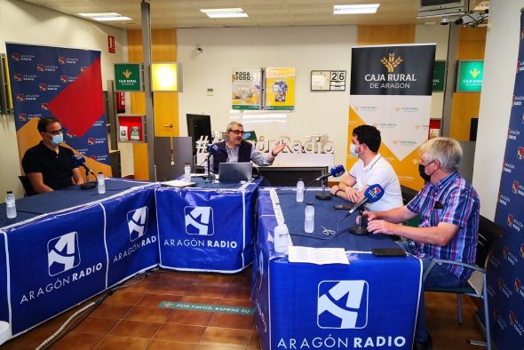 Carlos Espatolero, director del programa de Aragón Radio dedicado a la agricultura y ganadería: No tenemos agricultura inteligente, tenemos agricultores inteligentes