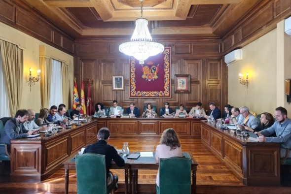 El pleno del Ayuntamiento de Teruel aprueba el programa de las Fiestas del Ángel 2022