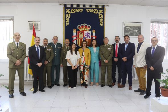 Almela destaca la cultura de Defensa en favor de la libertad y los derechos de la ciudadanía