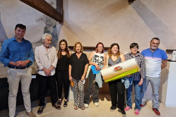 Alba Murciano Beneyto gana el Concurso de Cerámica convocado por la asociación Alara