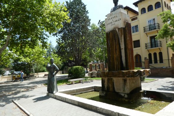 El monumento al ingeniero José Torán y su entorno mejorarán su imagen