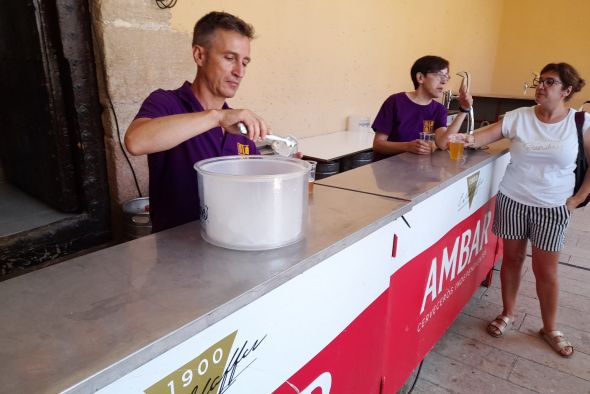 El problema de la distribución de hielo llega a bares y comisiones de fiestas turolenses