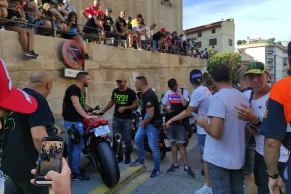 Sale adelante una moción del PP de Alcañiz para hacer la fiesta de MotoGP en la plaza de España