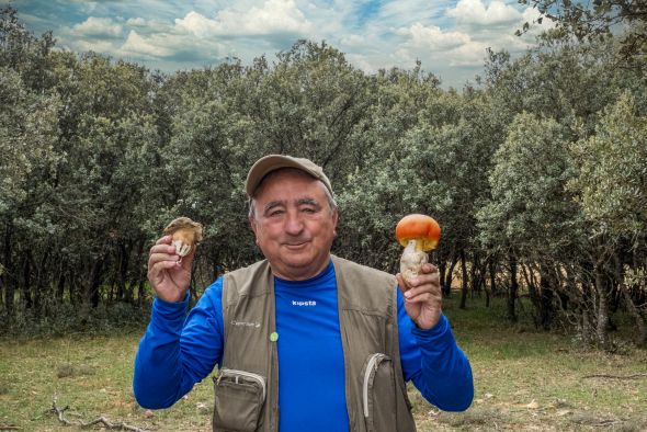 Ángel Leiva, miembro de la sociedad micológica Caesaraugusta y ponente en la Feria de Beceite: Hay que tener cierto orden para buscar setas, pero no sé si los permisos son la mejor fórmula