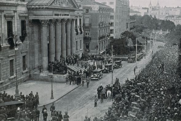 Quince turolenses, entre el millar de diputados que vivieron la República desde un escaño del Congreso