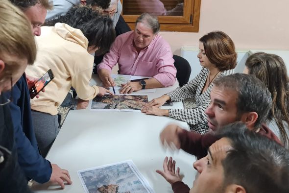 El Ayuntamiento de Teruel negocia con Forestalia un trazado alternativo de la línea de muy alta tensión