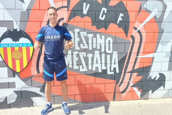 David Pérez, entrenador turolense del Valencia Sub-17: “No es fácil porque no hay que olvidar que estamos gestionando personas”