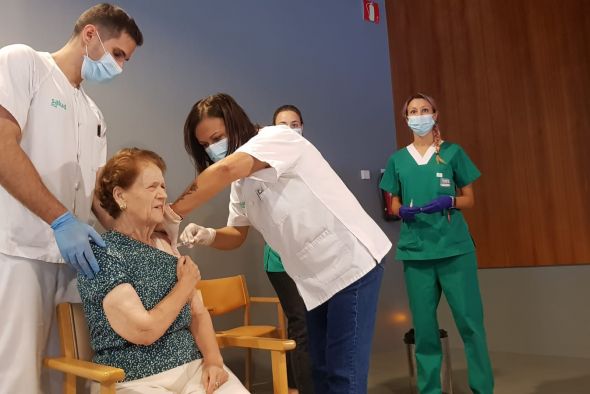 Abiertas las citas de la vacunación frente a la gripe para toda la población aragonesa