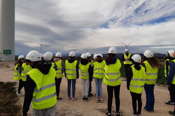 Los estudiantes pueden visitar las instalaciones de energía de Endesa