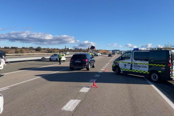 Interceptado un conductor de 73 años que circuló más de cuatro kilómetros en sentido contrario por la autovía A-23