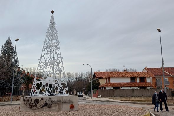 El año que Calamocha estuvo a -30 ºC: una escultura de José Azul recuerda la histórica efeméride del 17 de diciembre del año 1963