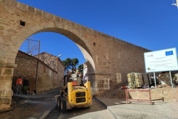 Retiran los andamios del puente del Arquillo, cuyos trabajos de restauración están a punto de terminar