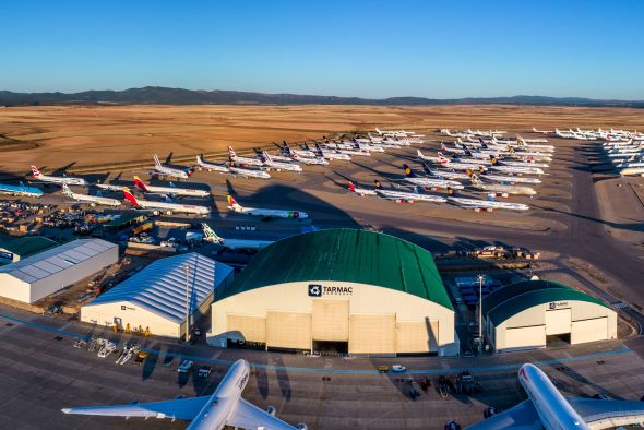 La empresa IAC anuncia una inversión de 20 millones de euros en otro hangar en el Aeropuerto de Teruel