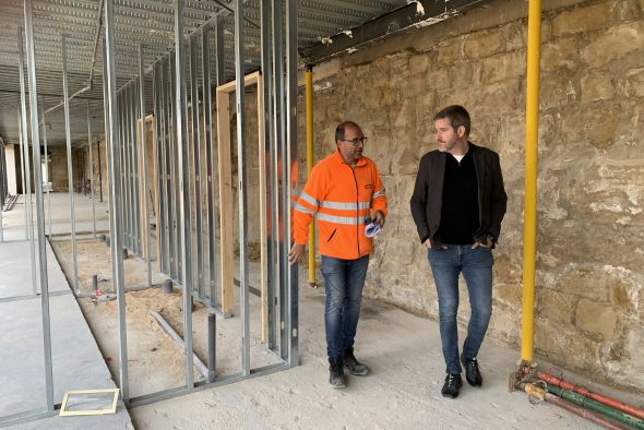 Se retoman las obras de adecuación de los torreones de Alcañiz que albergarán el aulario de la Uned