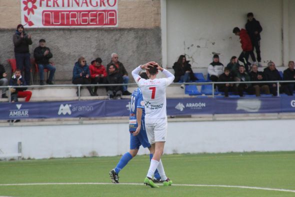 El Utrillas aguanta al Épila para seguir sumando (0-0)