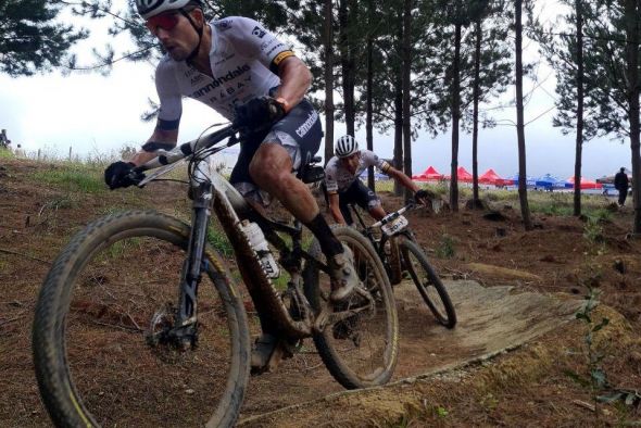 Roberto Bou da el salto  de calidad en la Cape Epic