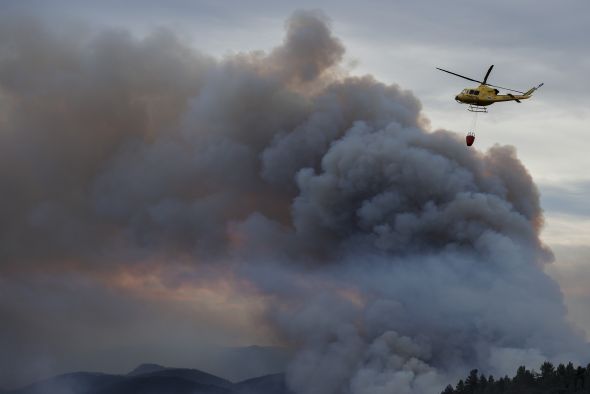 El incendio avanza más rápido de lo previsto en la zona de Castellón tras calcinar ya 4.000 hectáreas